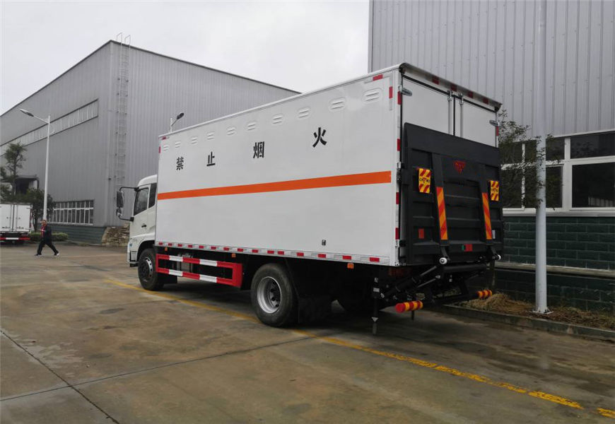 東風(fēng)天錦氣體廂式運(yùn)輸車(chē)